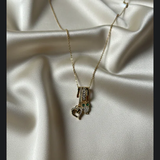 Anti tarnish owl pendant Necklace